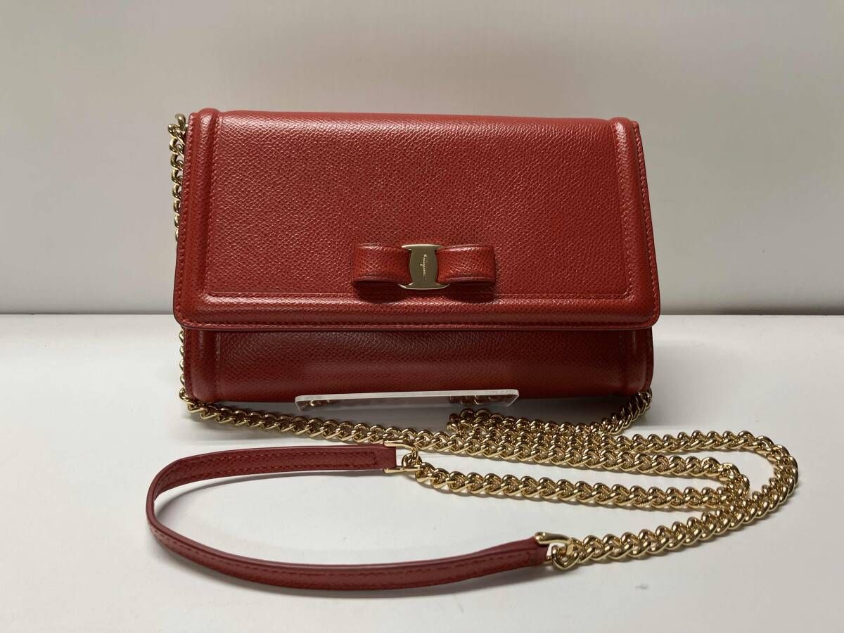 Salvatore Ferragamo ヴァラ AU22／C940 リボン2wayチェーンショルダーバッグ ハンドバッグ レッド 赤 フェラガモ