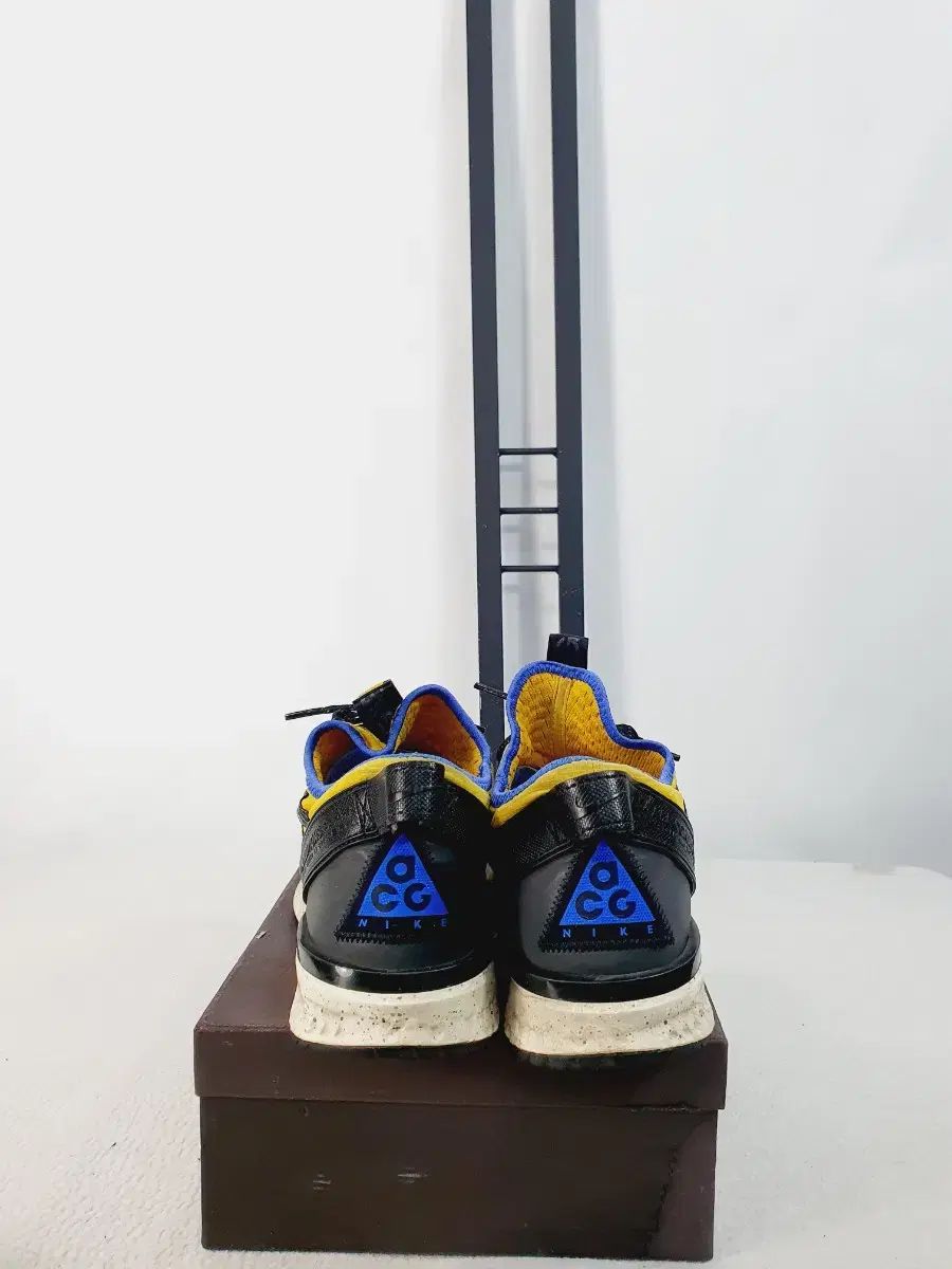 ナイキ ACG リアクト テラ ゴビ 麻 アマリロ イェロー 270