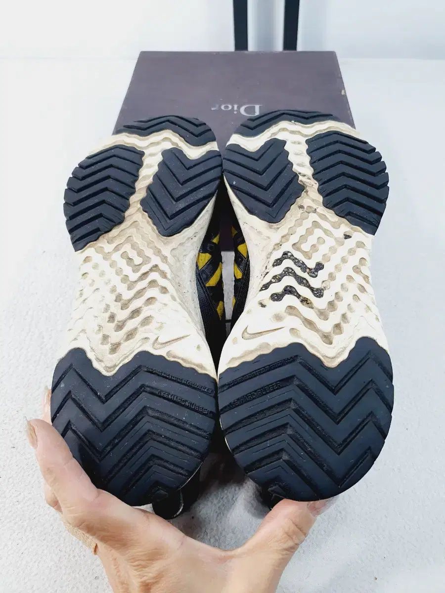 ナイキ ACG リアクト テラ ゴビ 麻 アマリロ イェロー 270