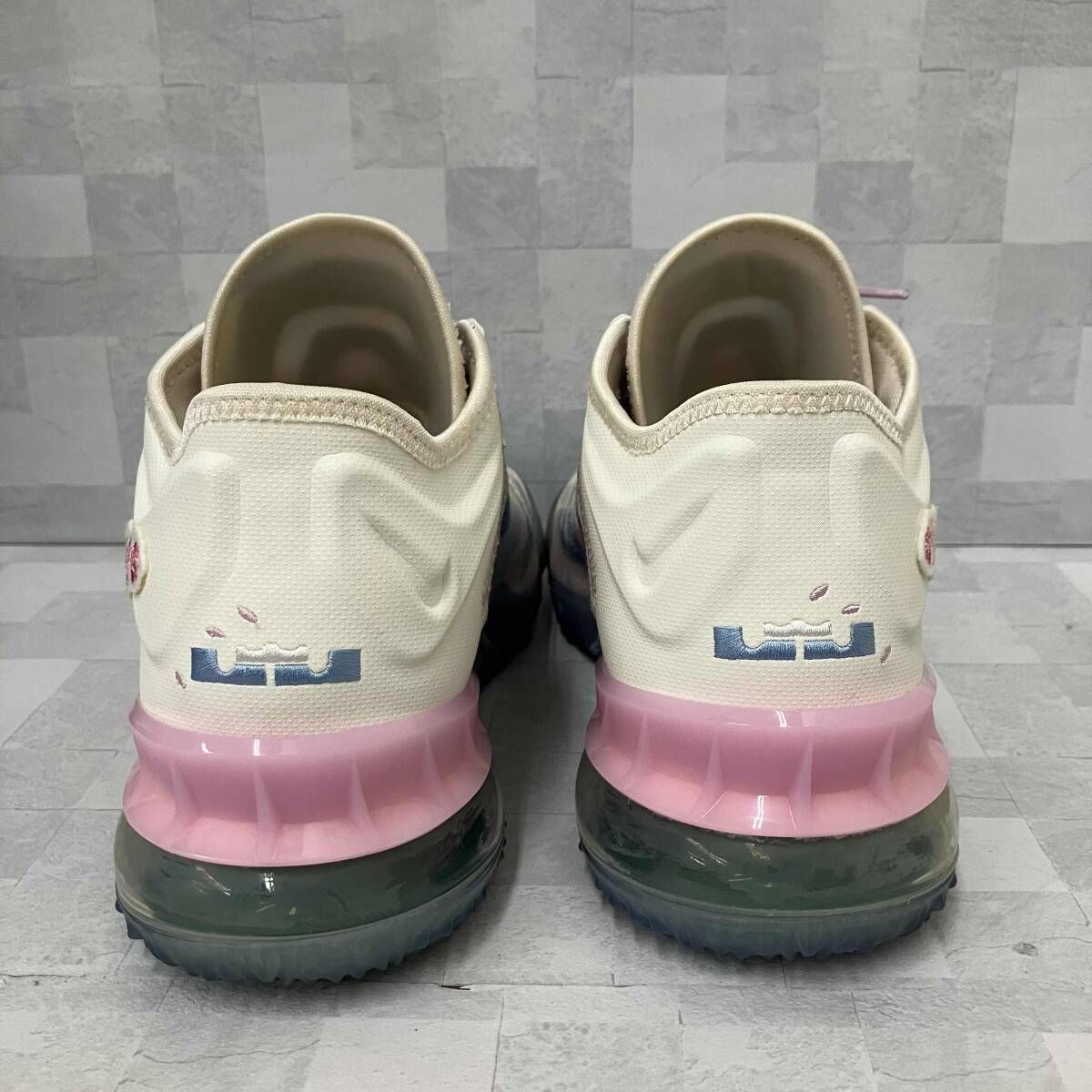 NIKE LEBRON 18 LOW SAKURA ATOMOS ナイキ レブロン 26.5cm CV7562-101 さくら柄 箱あり