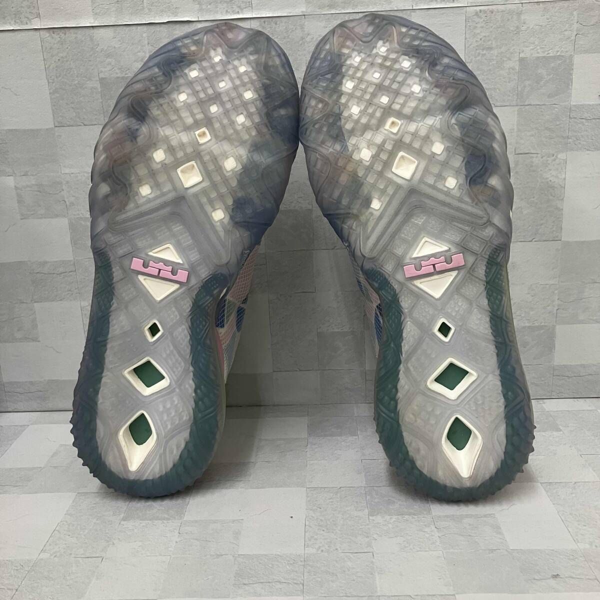 NIKE LEBRON 18 LOW SAKURA ATOMOS ナイキ レブロン 26.5cm CV7562-101 さくら柄 箱あり