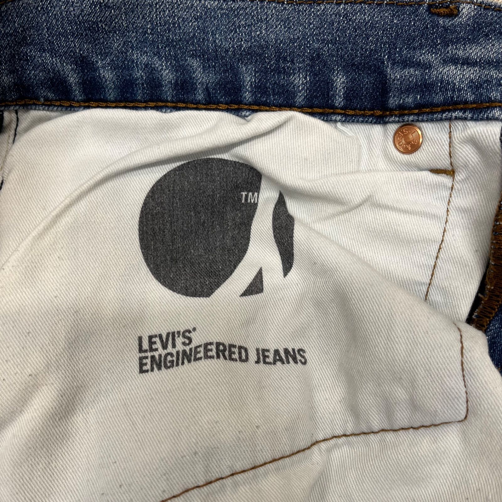 Levi