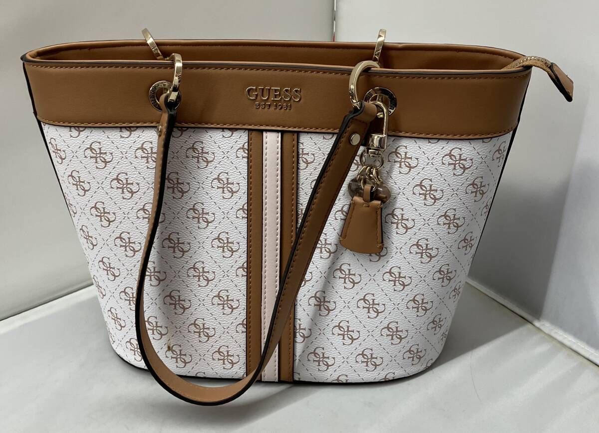GUESS ゲス NOELLE Small Elite Tote トートバッグ