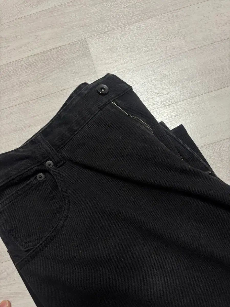 BRANDED スウェットパンツのようなダイマル デニム 出品 32サイズ