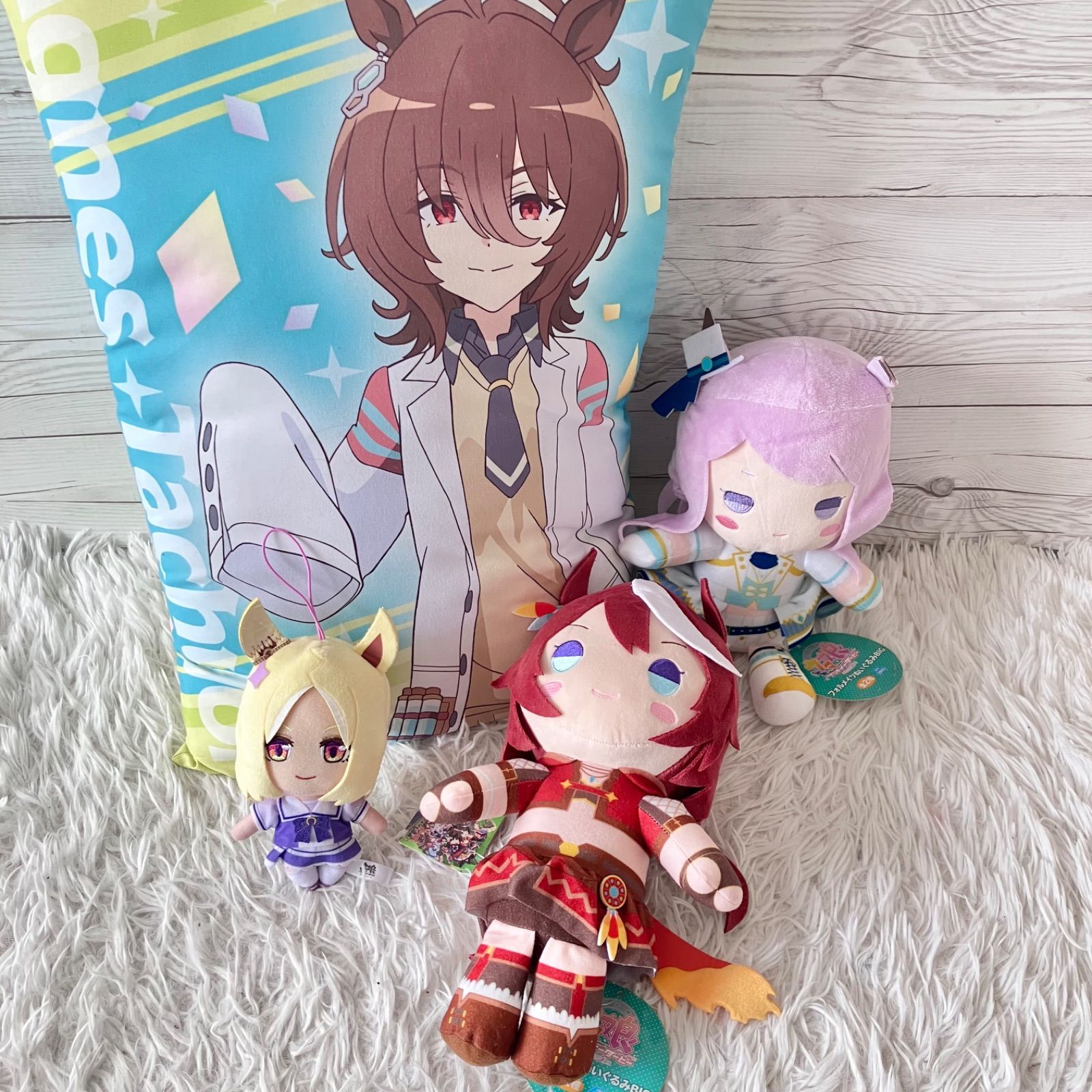ウマ娘 プレミアムアートクッション アグネスタキオン ぬいぐるみ 4点セット メジロマックイーン　トウカイテイオー 4