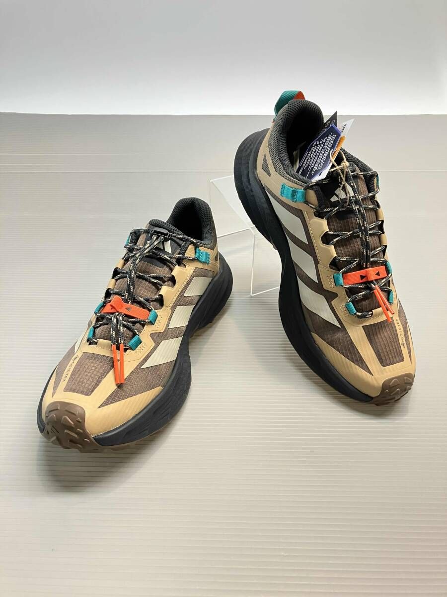 ★ 美品 タグ付き adidas アディダス トレッキングシューズ KJ4429 サイズ27cm ブラウン系 通年