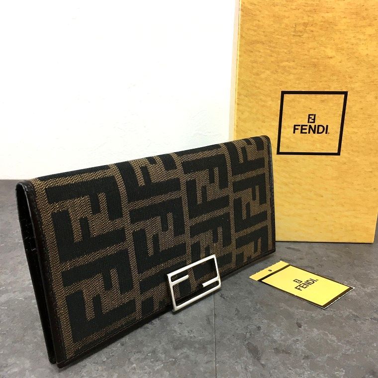 送料込み！ 極美品 FENDI 長財布 ズッカ柄 283