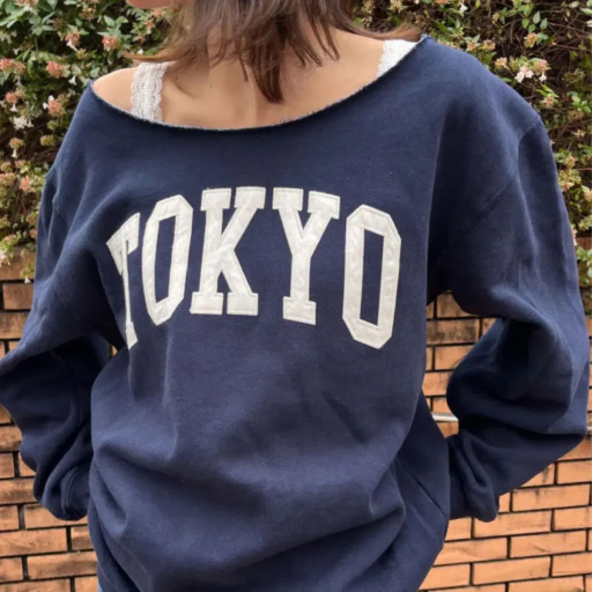 ブランディー メルビル TOKYO オフショルダー スウェット