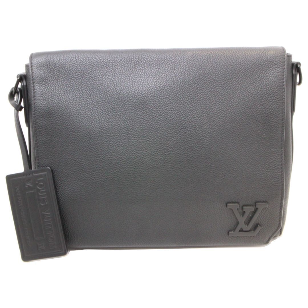 ★【LOUIS VUITTON】ルイ・ヴィトン　M57080　テイクオフメッセンジャーバッグ　クラッチバッグ　 ハイブランド　メンズ　ユニセックス　ブラック金具