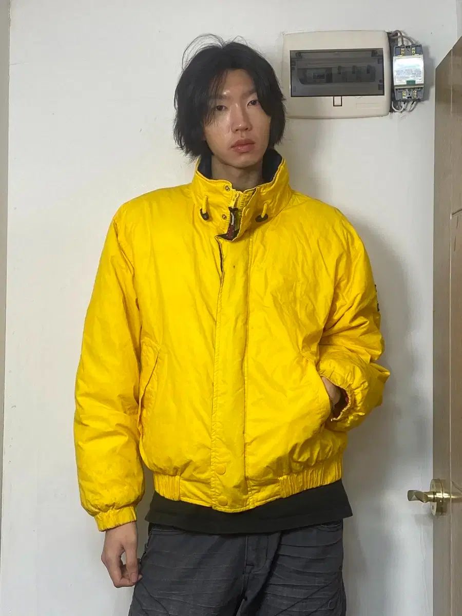 Tommy Hilfiger トミーヒルフィガー オールドスクール 黄色 ブルゾン ジャケット ダウン M