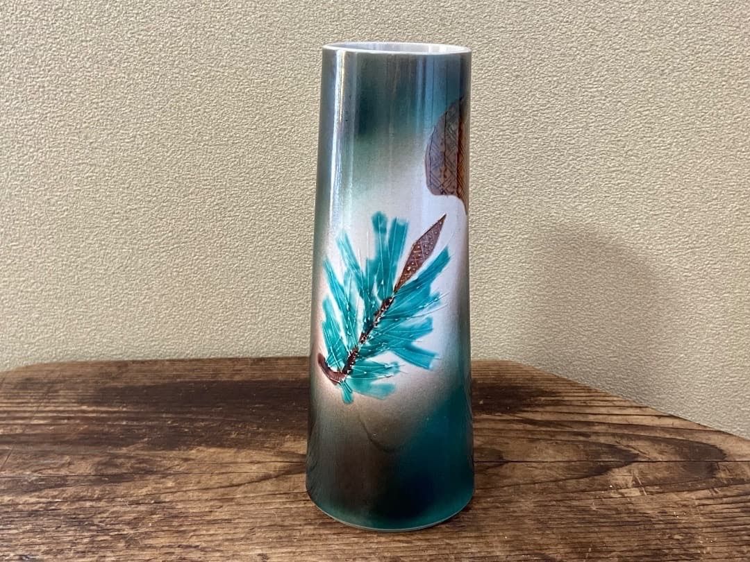 九谷焼 浅蔵与成 造 色絵 松図 花生 美品 共箱付(三代 浅蔵五十吉)