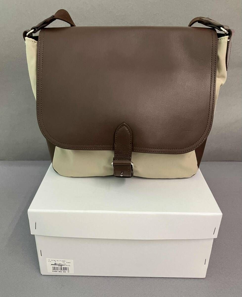 Margaret Howell マーガレット ハウエル ショルダーバッグ メッセンジャーバッグ 鞄 茶色 ブラウン × ベージュ 箱付き 5,145円