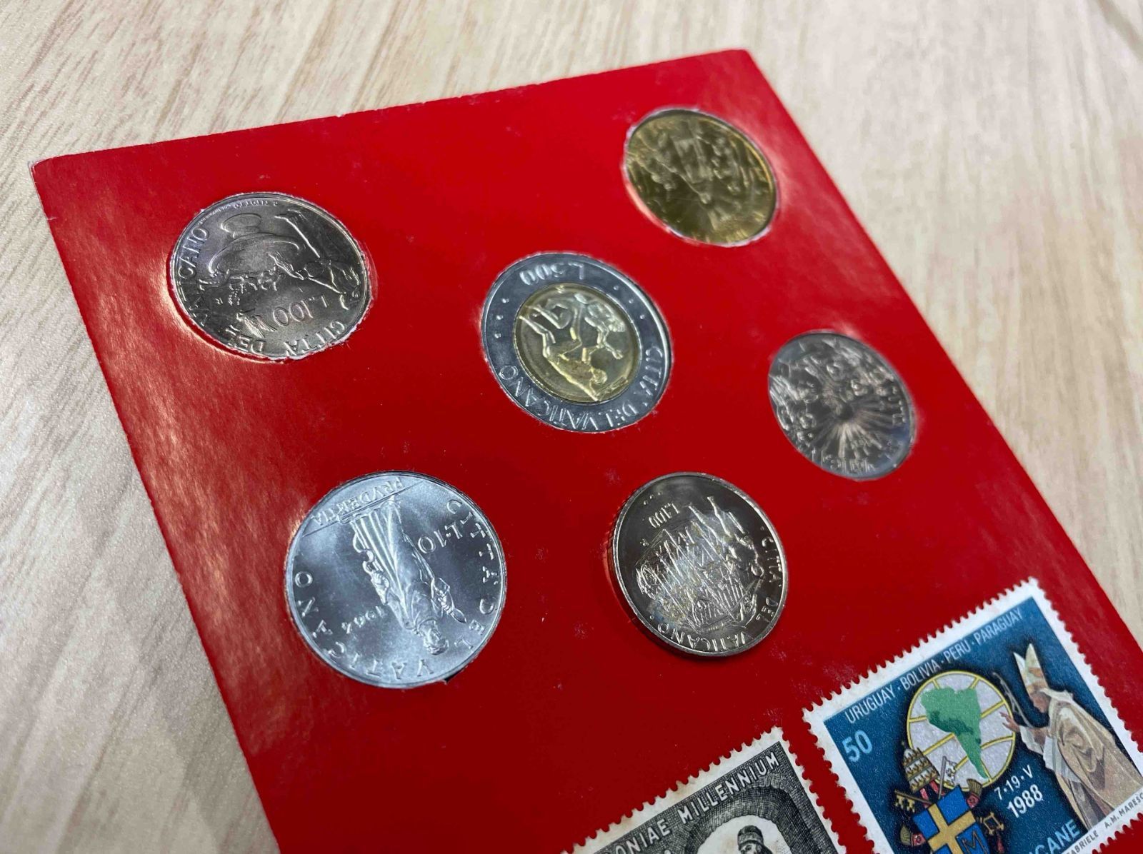 バチカン市国 2000年記念硬貨と切手セット ミレニアム スーベニア