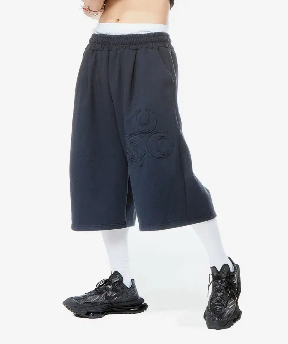 新品 ディオスフィス バミューダパンツ ヴィンテージブラック