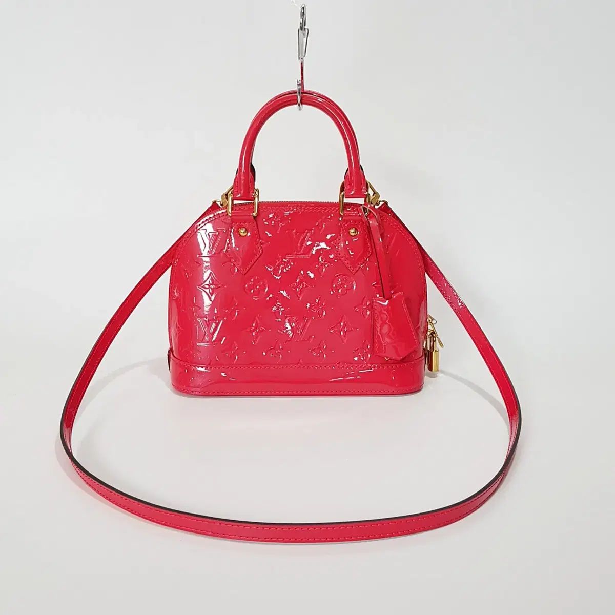 正規品) Louis Vuitton ルイヴィトン ヴェルニ アルマ BB M90174