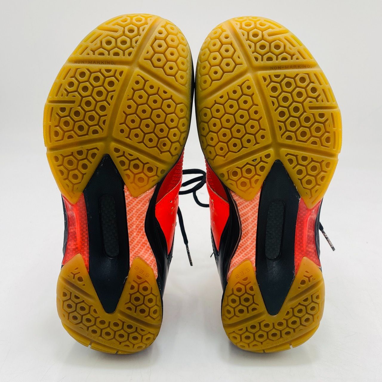 YONEX ヨネックス パワークッション02 バドミントンシューズ 23.5cm