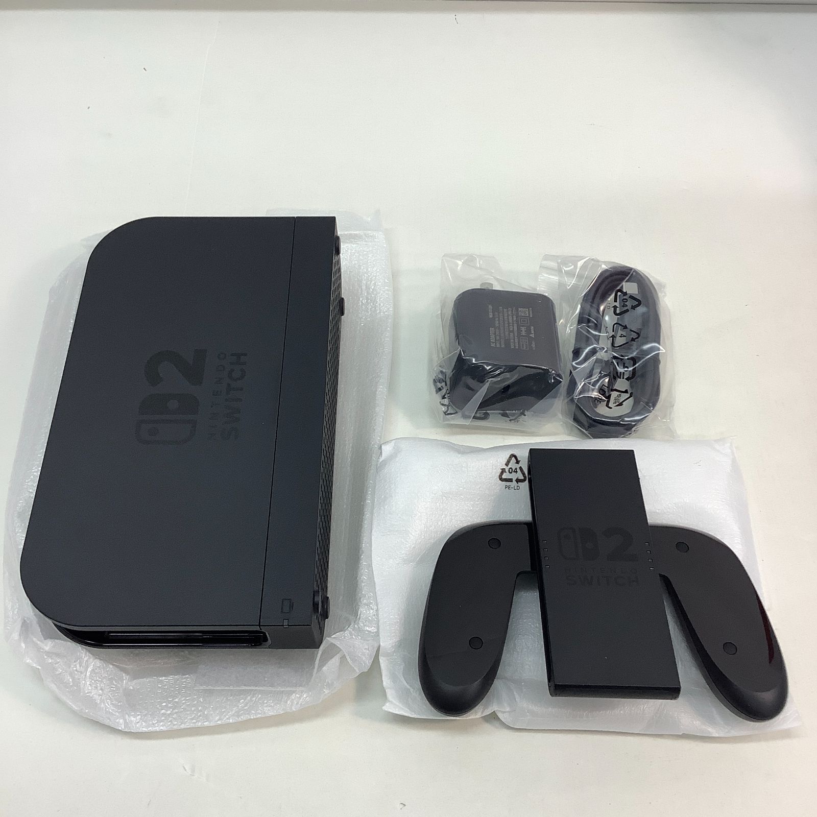 八戸36-1-20260508】中古品 美品 ニンテンドー switch2 日本語専用 
