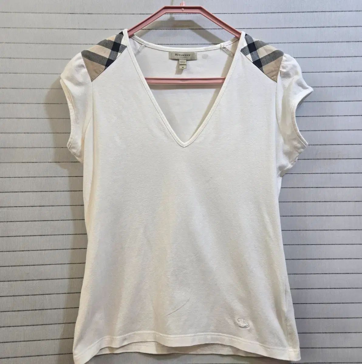 バーバリー(正規品) 白 Vネック半袖Tシャツ
