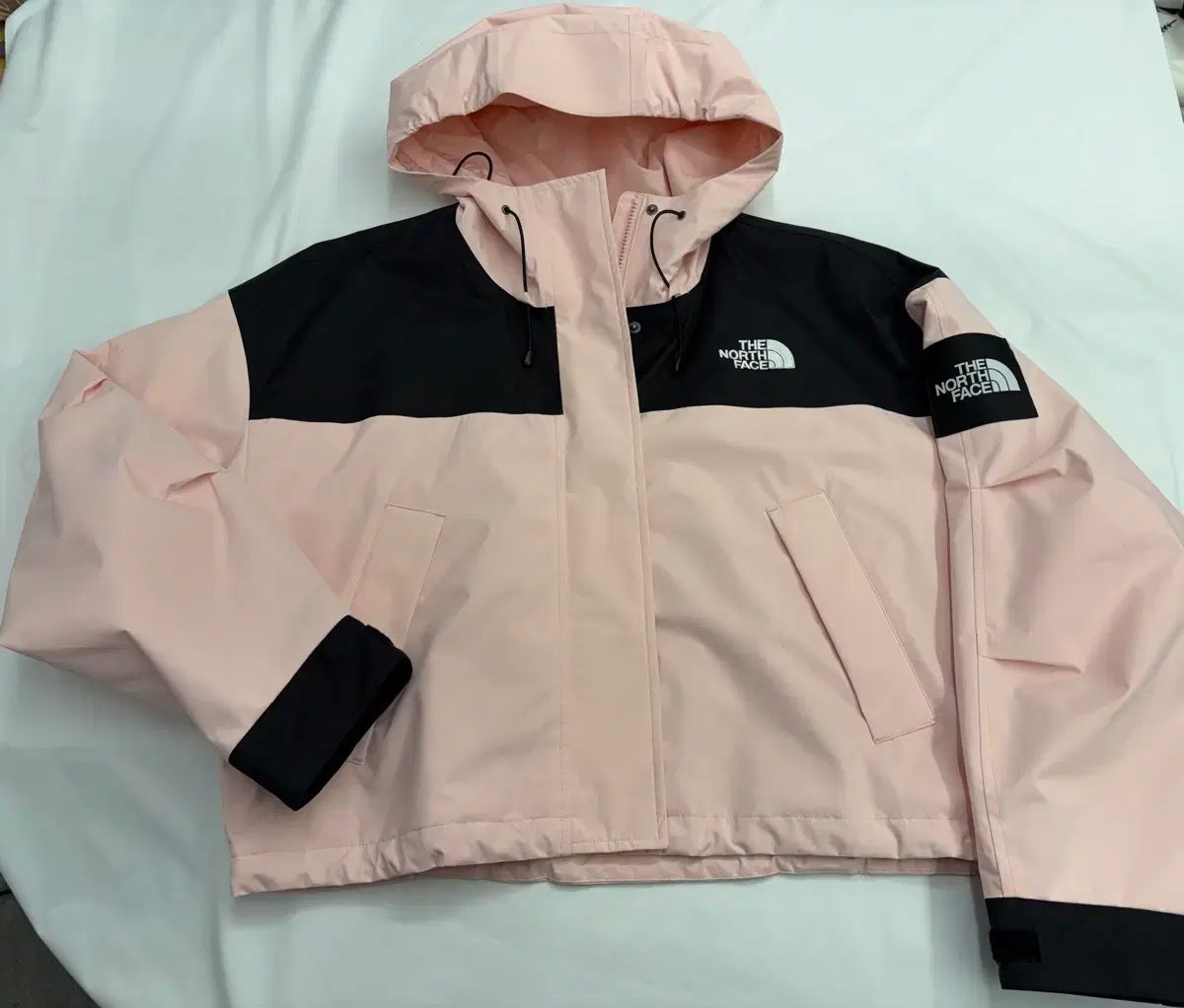 M/90 THE NORTH FACE ザノースフェイス ピンク 白ラベるベイ(BAE・ジンソル)ウィンドブレーカー ジャケット