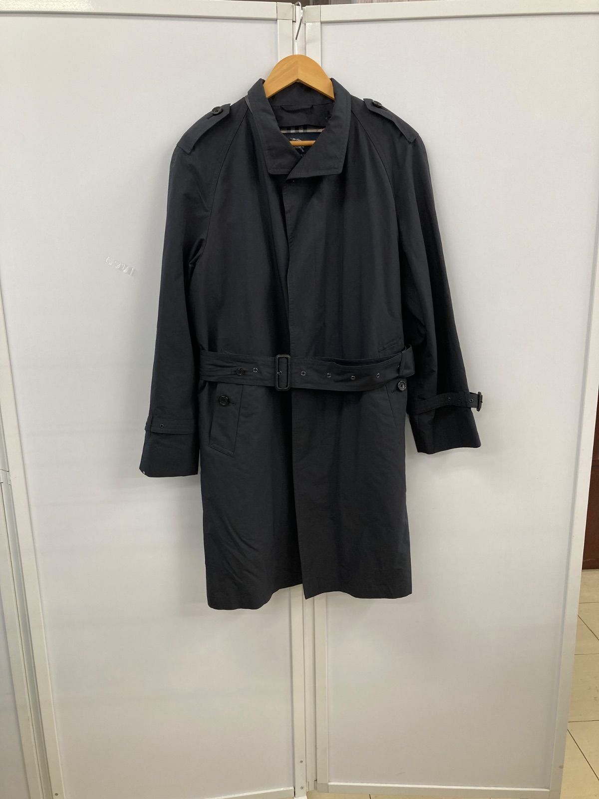 BURBERRY LONDON バーバリーロンドン　ステンカラーコート ネイビー ライナー付きＭサイズ ＢＪＢ72-101-09 平塚店　衣料品　　Ｎ
