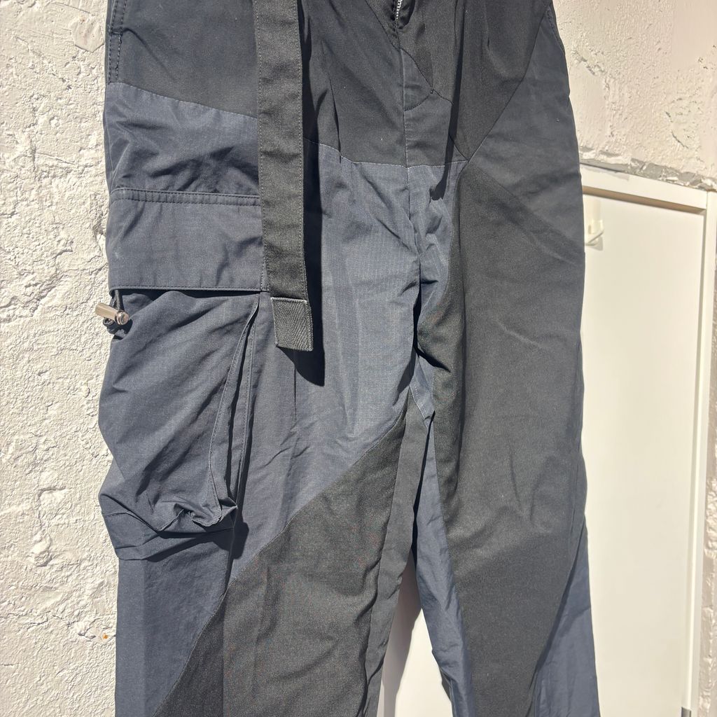 sacai サカイ Hank Willis Thomas イージーパンツ 21-02449M ブラック