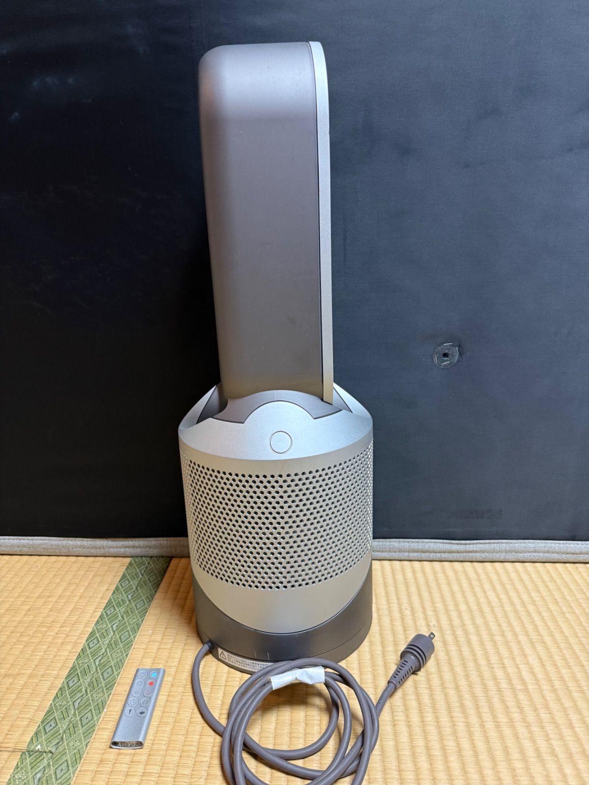 Dyson ダイソン空気清浄機能付ファンヒーター hot+cool Dyson ダイソン空気清浄機能付ファンヒーター hot+cool