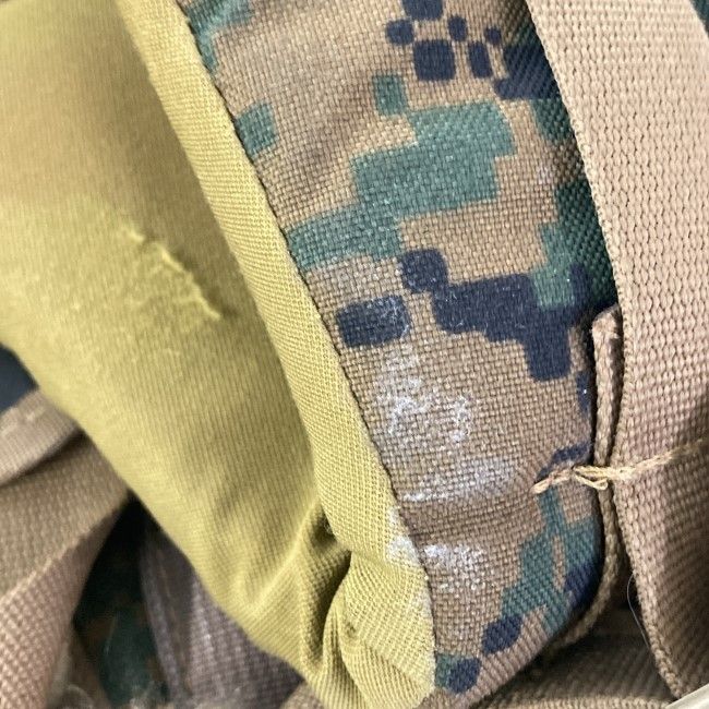 中古】 ARC'TERYX バックパック リュックサック 登山用 迷彩 カモフラ