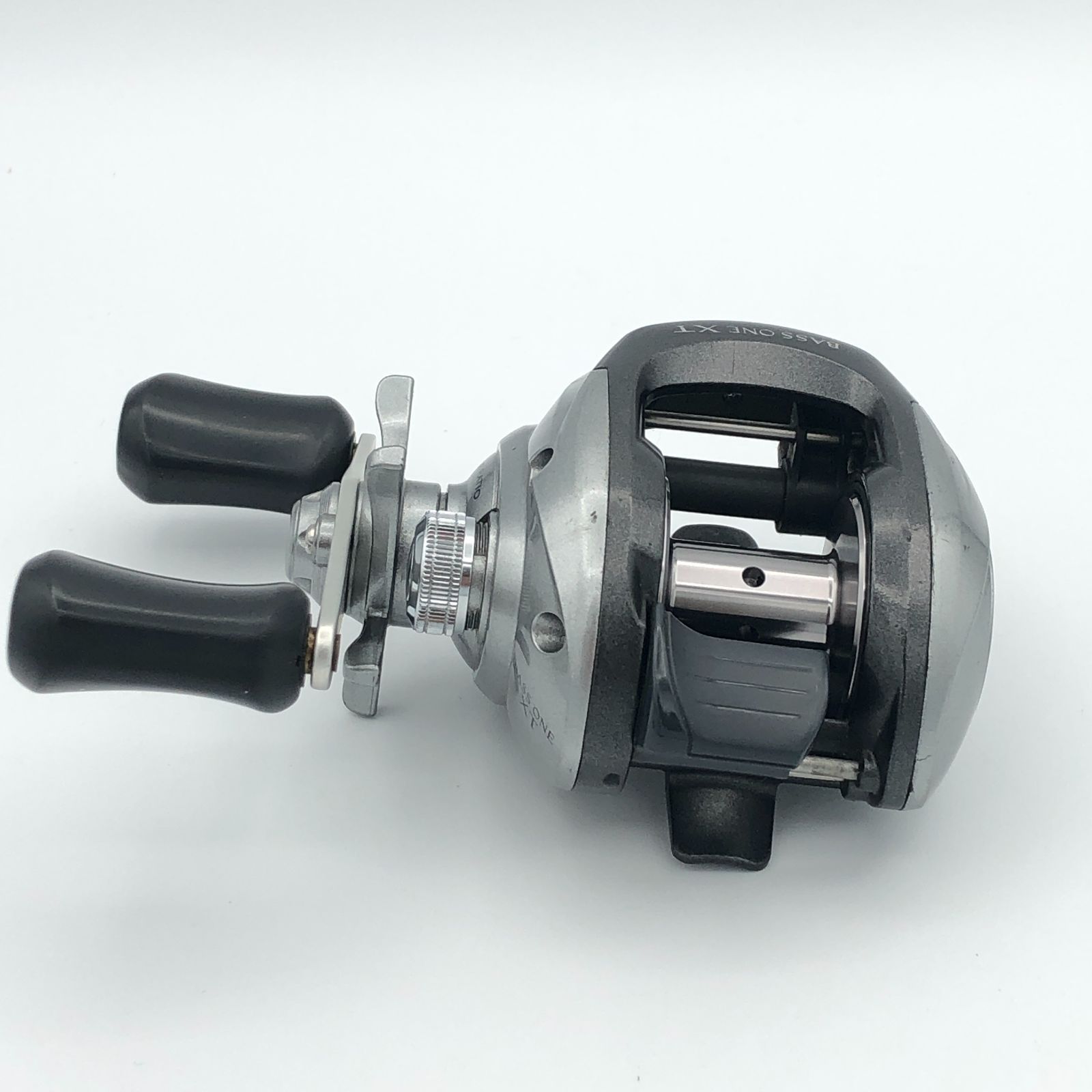 難あり シマノ バスワンXT ベイトリール 左巻 レフトハンドル SHIMANO