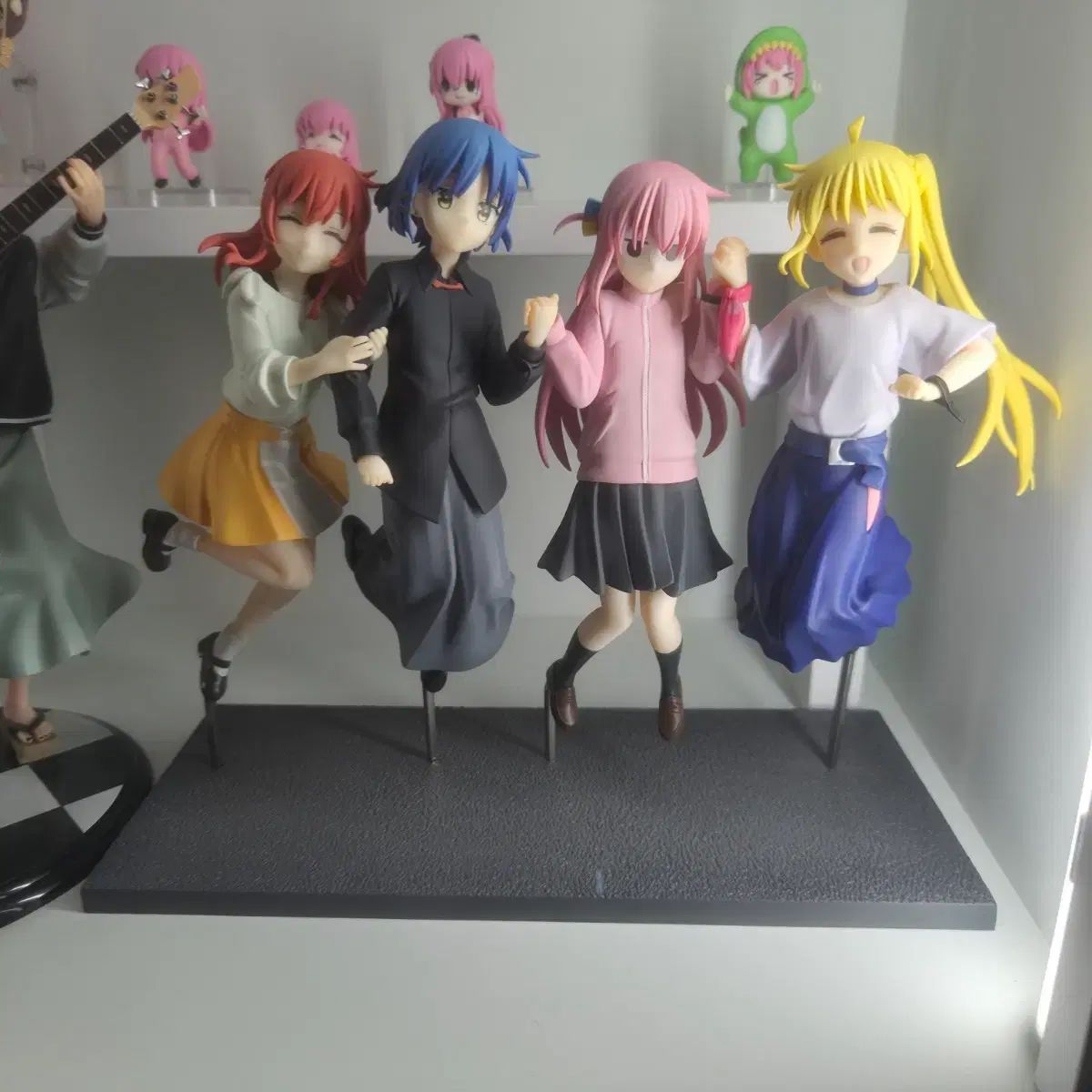 ぼっち・ざ・ろっく！ジャンピングガールズ 出品
