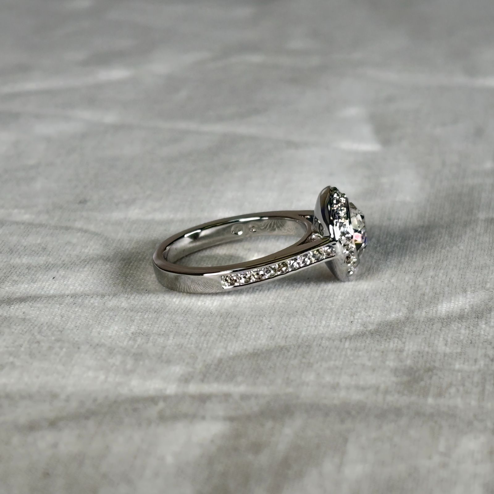 Swarovski シルバークリスタルリング スワロフスキー SWAROVSKI 指輪 