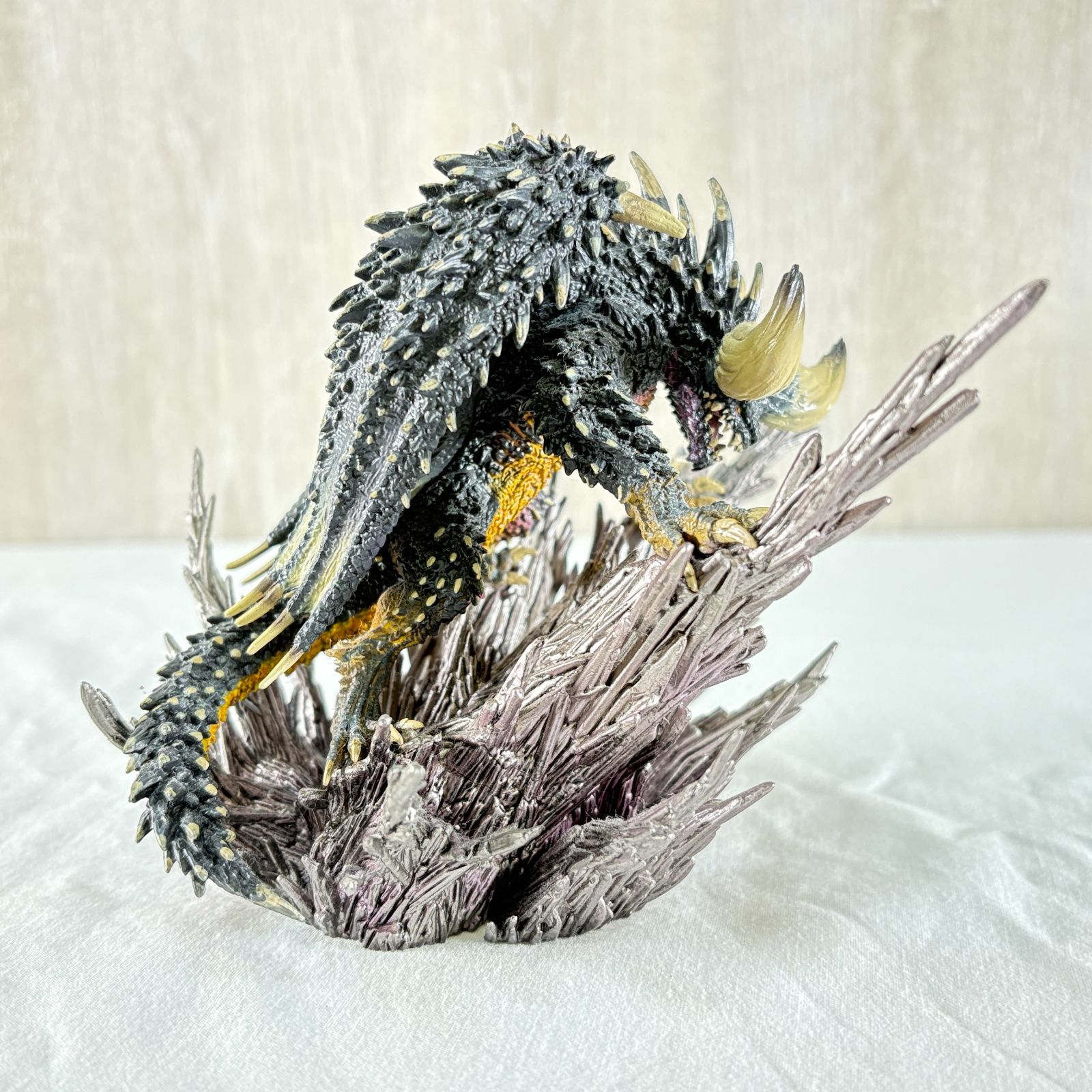 モンハンワールド ネルギガンテ フィギュア モンスターハンター CAPCOM 