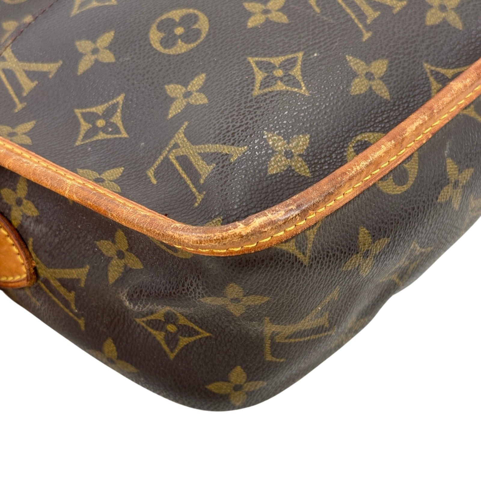 LOUIS VUITTON ジベシエールMM モノグラム フラップ ショルダー M42247 