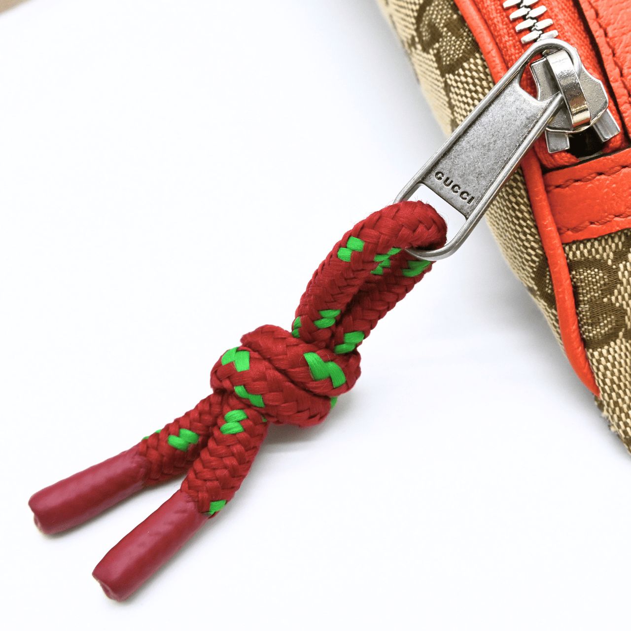 GUCCI グッチ GGキャンバス ボディバッグ オレンジ ブラウン