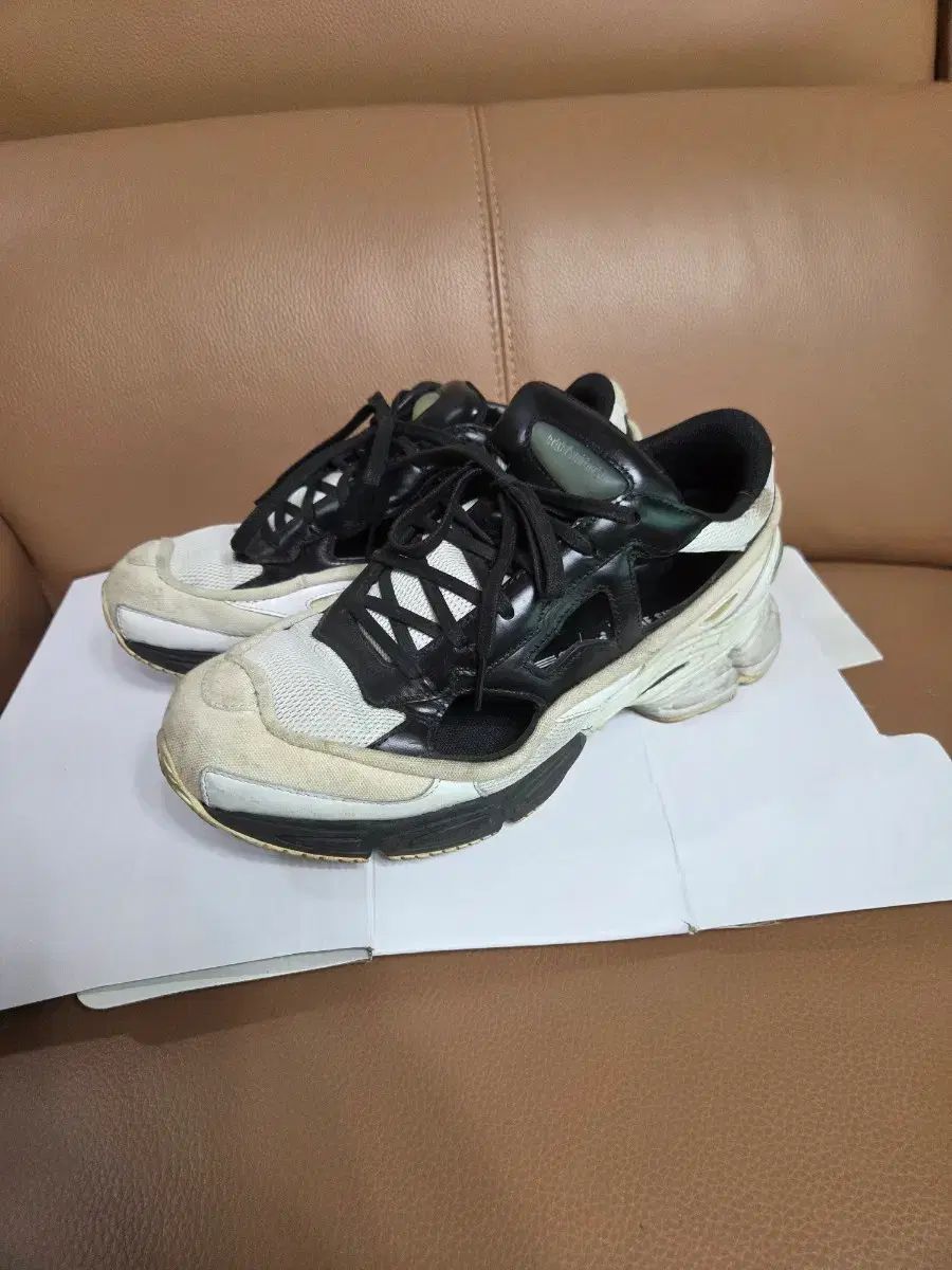 adidas RAF SIMONS ラフ シモンズ 275
