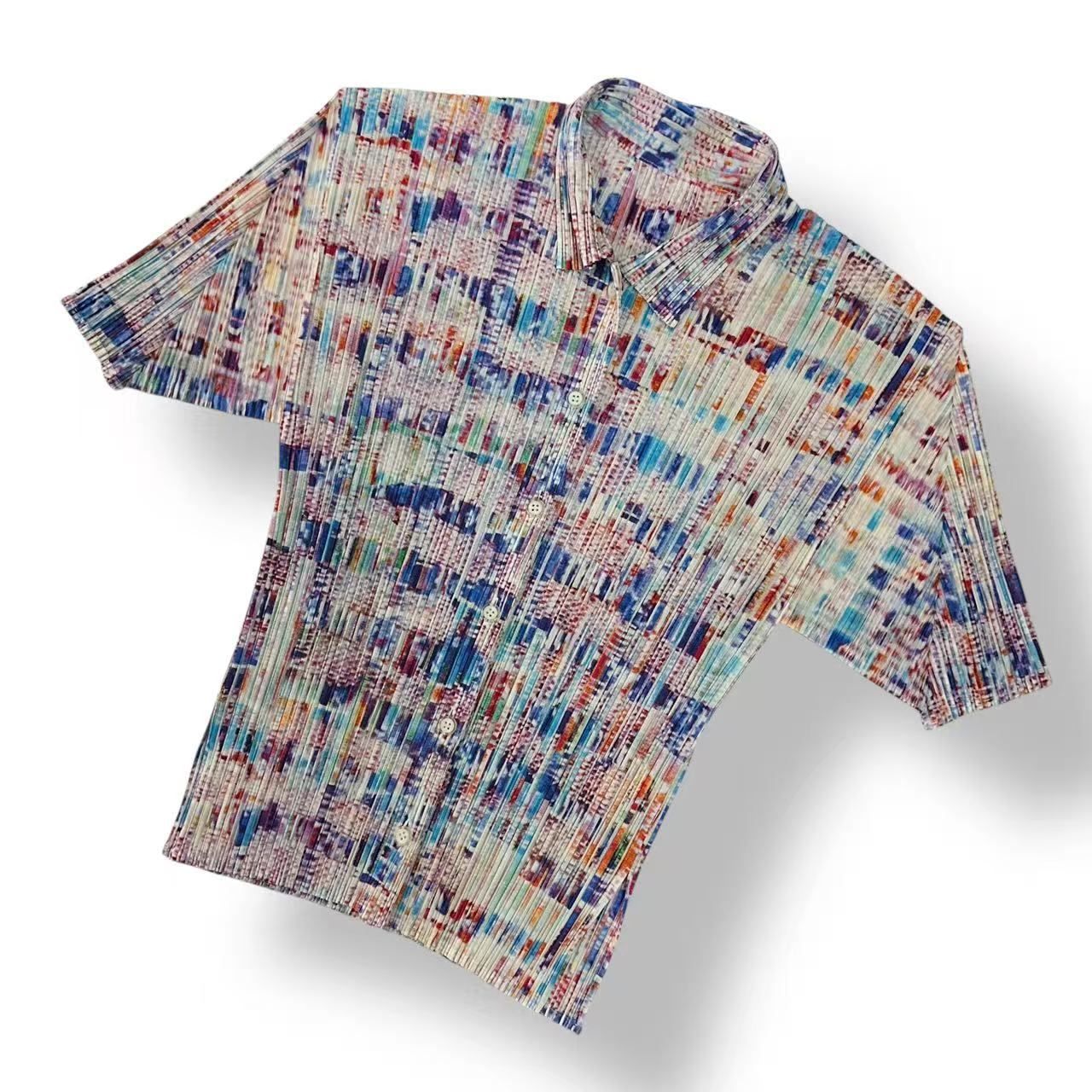極美品 ISSEY MIYAKE イッセイミヤケ PLEATS PLEASE プリーツプリーズ トップス シャツ 総柄 サイズ3 マルチカラー