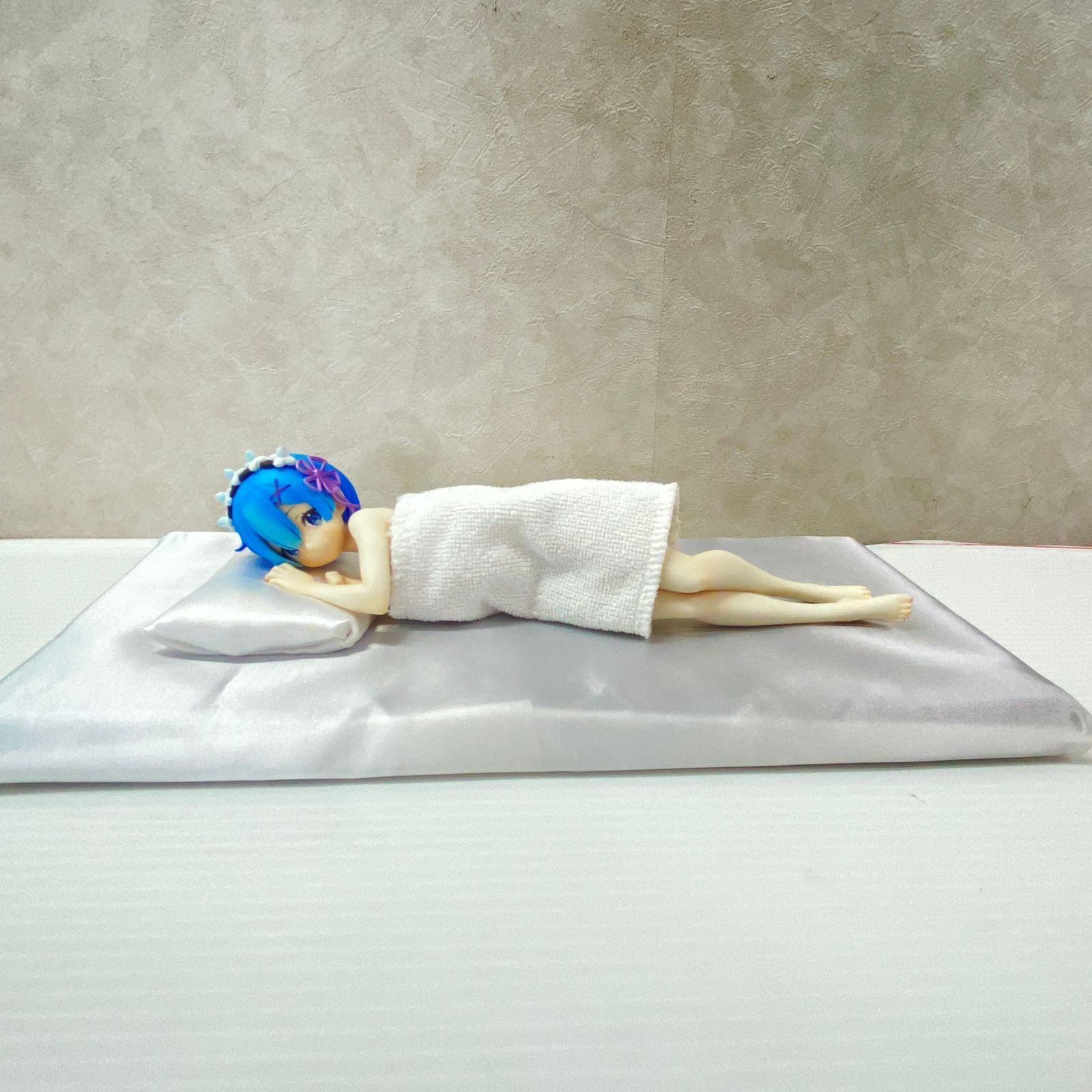 △60 【箱なし、本体のみ】 Re:ゼロから始める異世界生活 レム 添い寝 