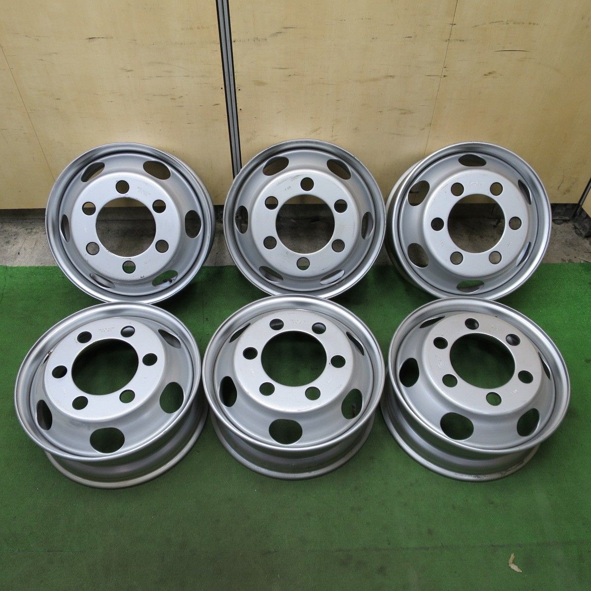 送料無料 キレイ 6本 トラック TOPY スチール ホイール 17 5インチ トピー 127-9CS 17 5 6 00 PCD222 25 6H 6042204ナホ - メルカリ