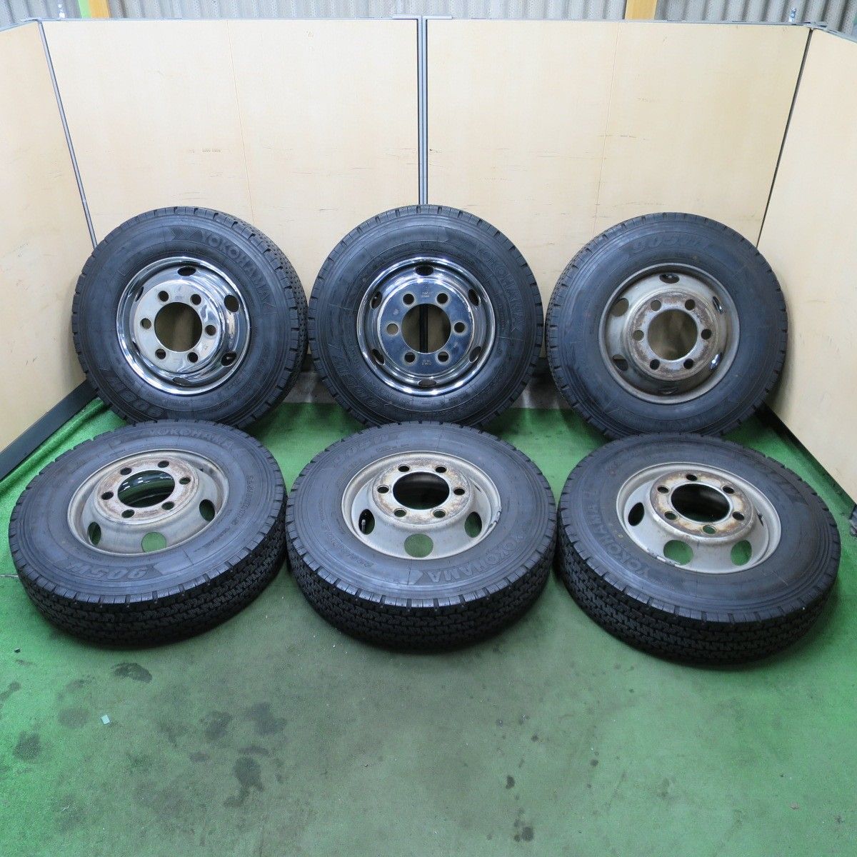 バリ溝！23年！ほぼ10分！6本！付属品付★トラック 225/80R17.5 123/122L スタッドレス ヨコハマ 905W RTG メッキ 135-12S TOPY スチール 135-9CS PCD222.25/6H★6042903ナス