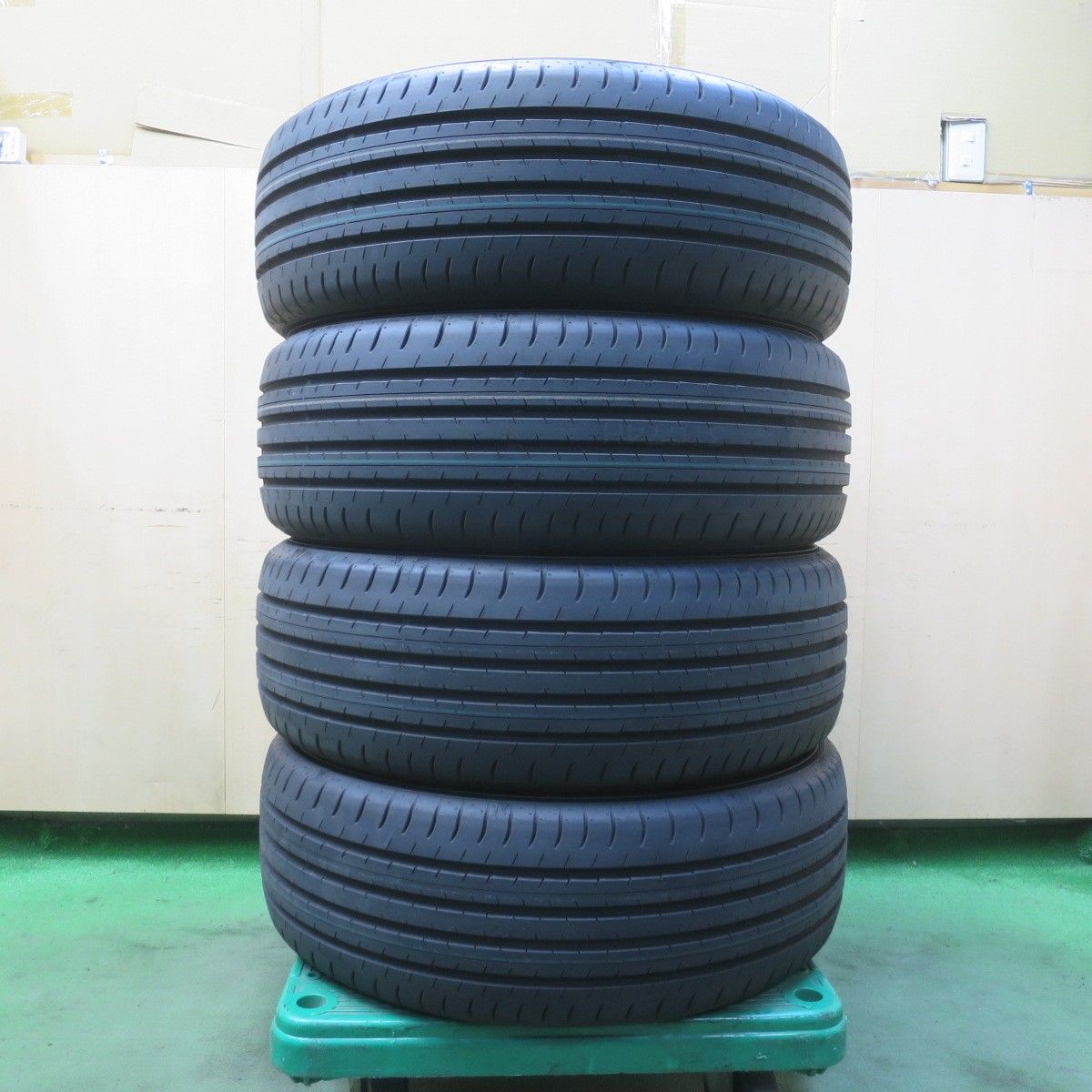 新車外し!26年★225/55R19 ダンロップ SP SPORT MAXX 060 SPスポーツマックス 19インチ タイヤ レクサス LM アルファード ヴェルファイア ハリアー 等★6042901イノタ