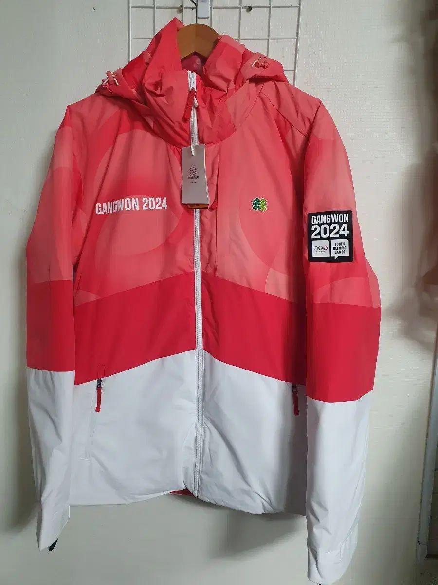 コーロンスポーツ ダウン 2024江原₍カンウォン)オリンピック 105XL 新品