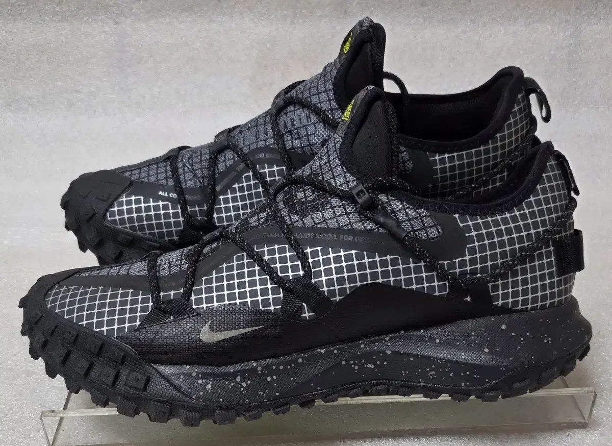 ナイキ NIKE ACG マウンテン フライ GORE-TEX トレッキングシューズ スニーカー 275