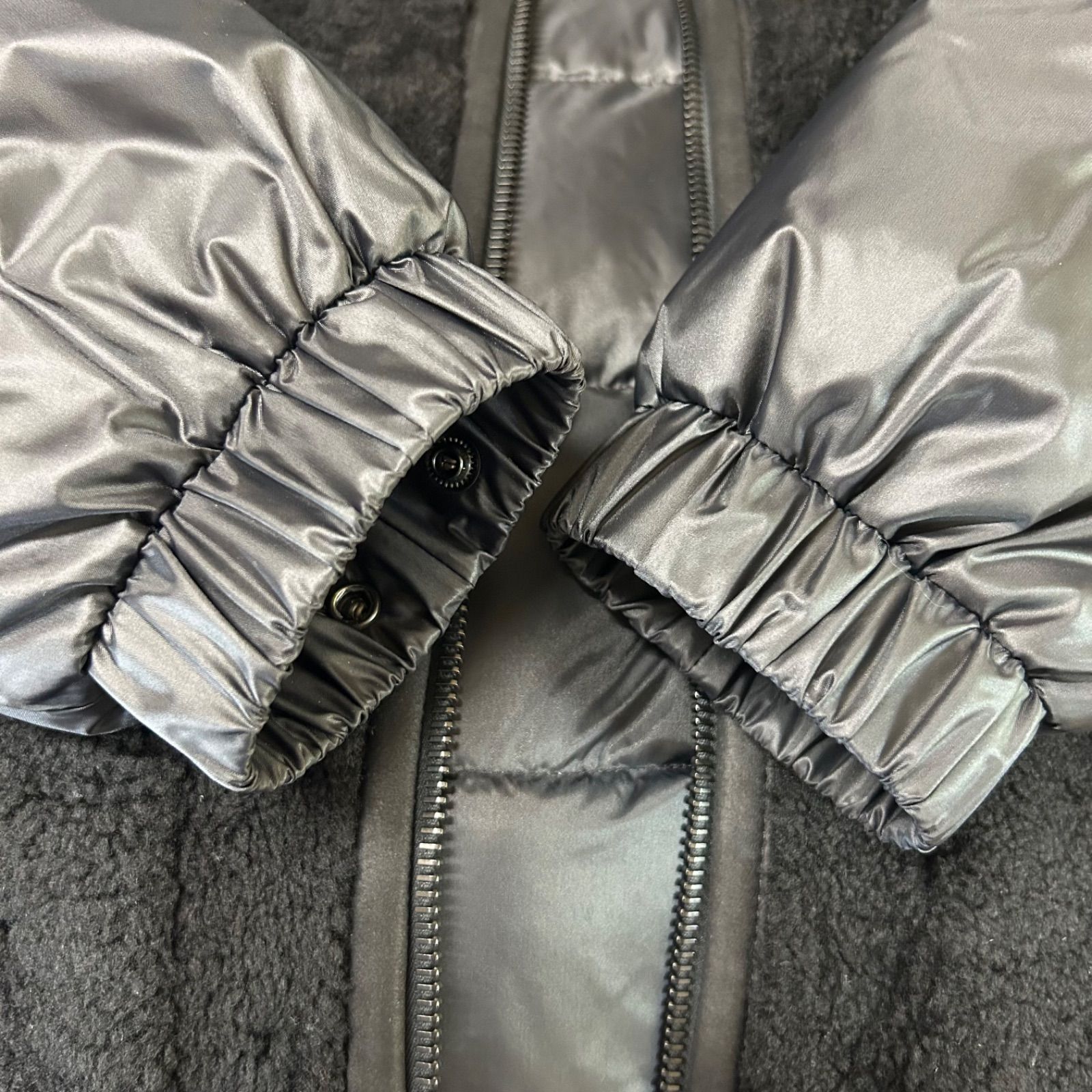 希少モデル】【24-25年秋冬】 【極美品】MONCLER モンクレールムートン 