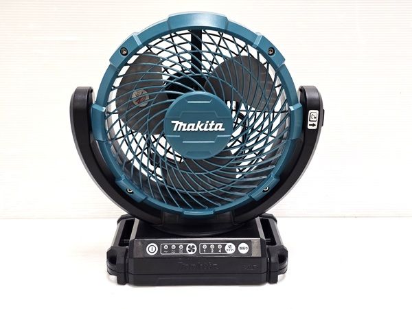 中古品】 マキタ makita 充電式ファン DCモーター CF102D 2019年製