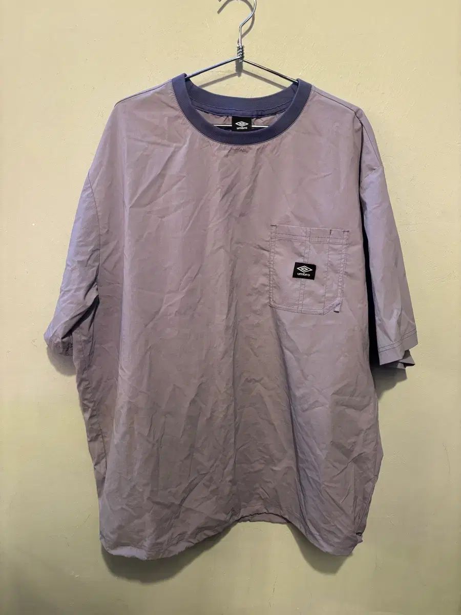 アンブロ正規品ナイロン半袖Tシャツ