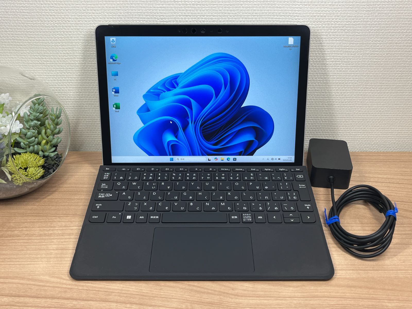 極美品LTE】Surface Go 2 8GB Win11 Office2024 - メルカリ