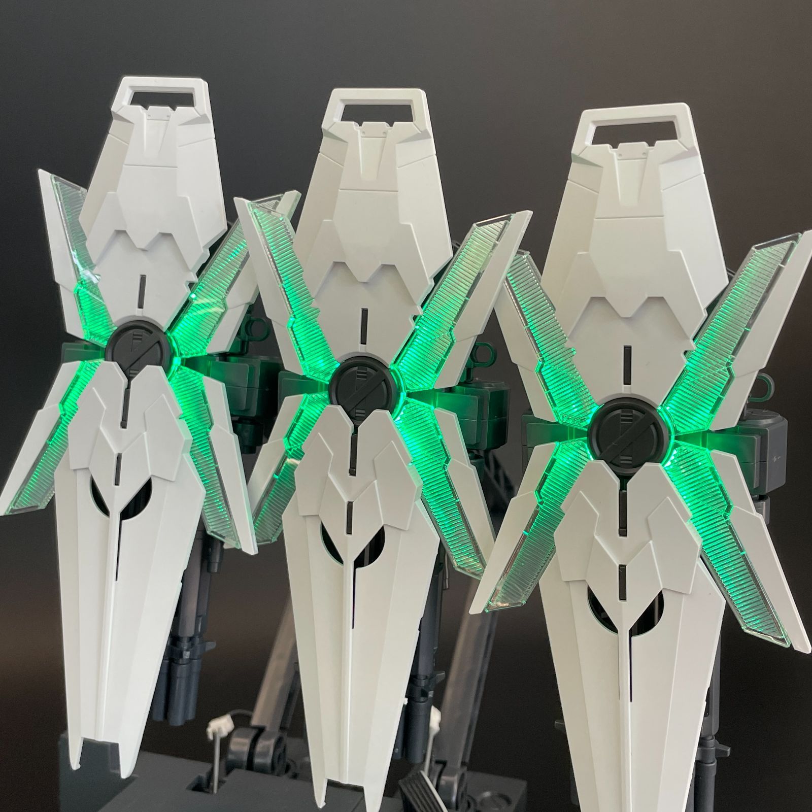ガンプラ【ジャンク品/発光不良、多少キズ】 MGEX 1/100 ユニコーン