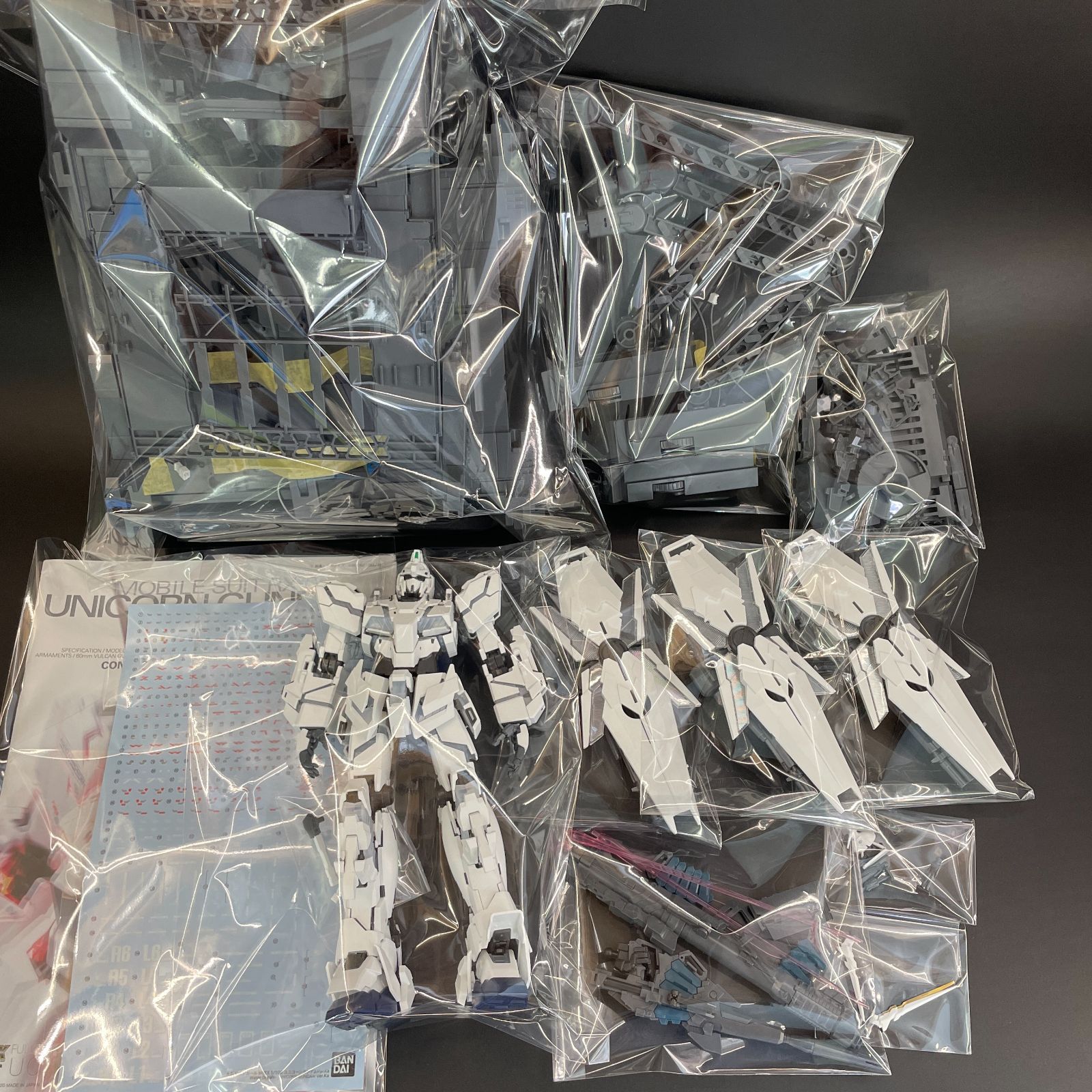ガンプラ【ジャンク品/発光不良、多少キズ】 MGEX 1/100 ユニコーン