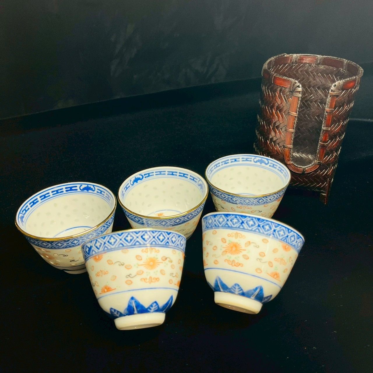 【希少】中国 景徳鎮 蛍焼 煎茶碗 5客セット 竹編みケース付き 骨董 アンティーク 食器●