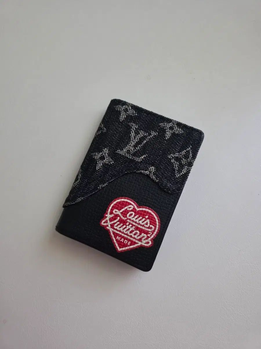 ルイヴィトン NIGO ポケット オーガナイザー カードウォレット