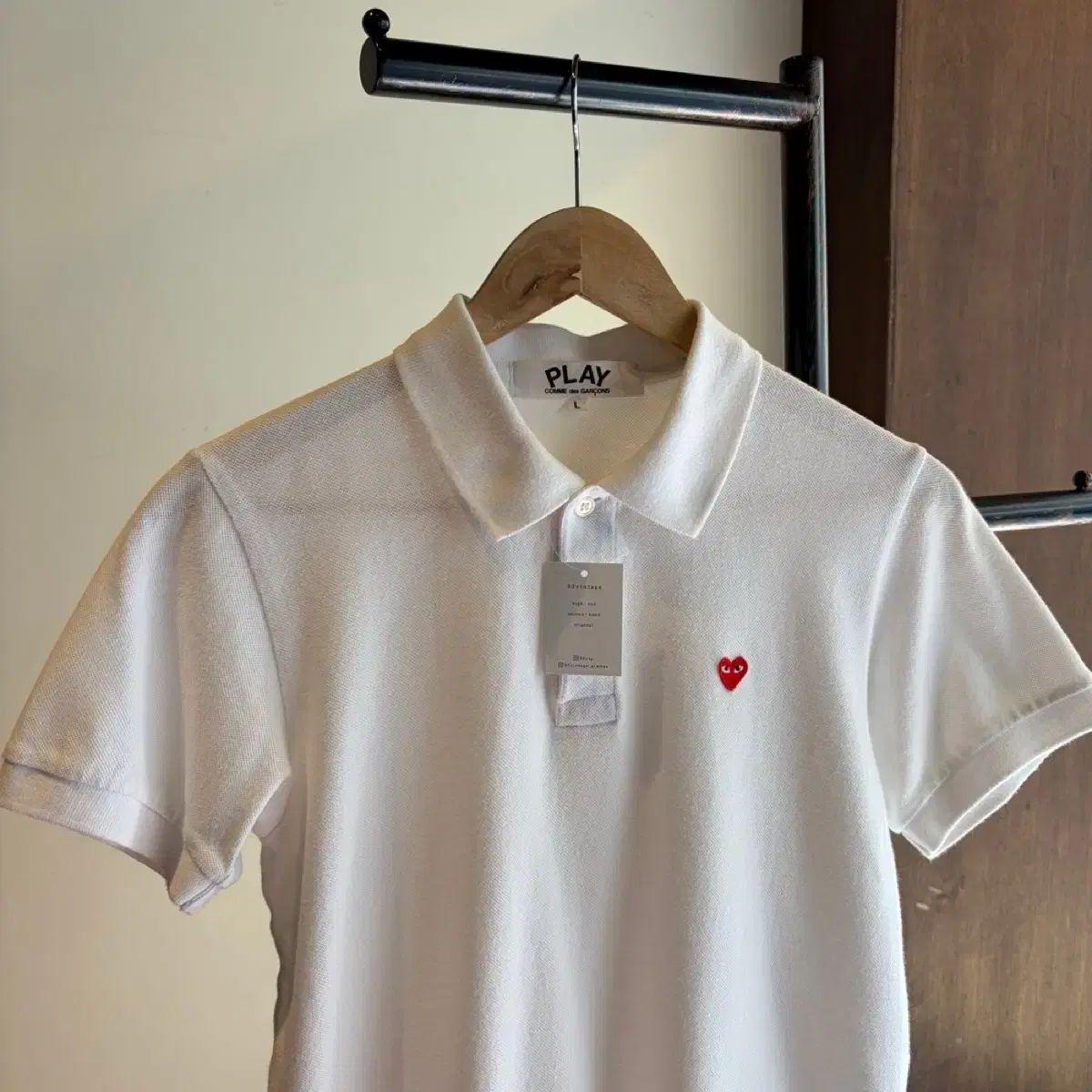 16897 - コム・デ・ギャルソン 白 スモール ハート 半袖 カラーTシャツ